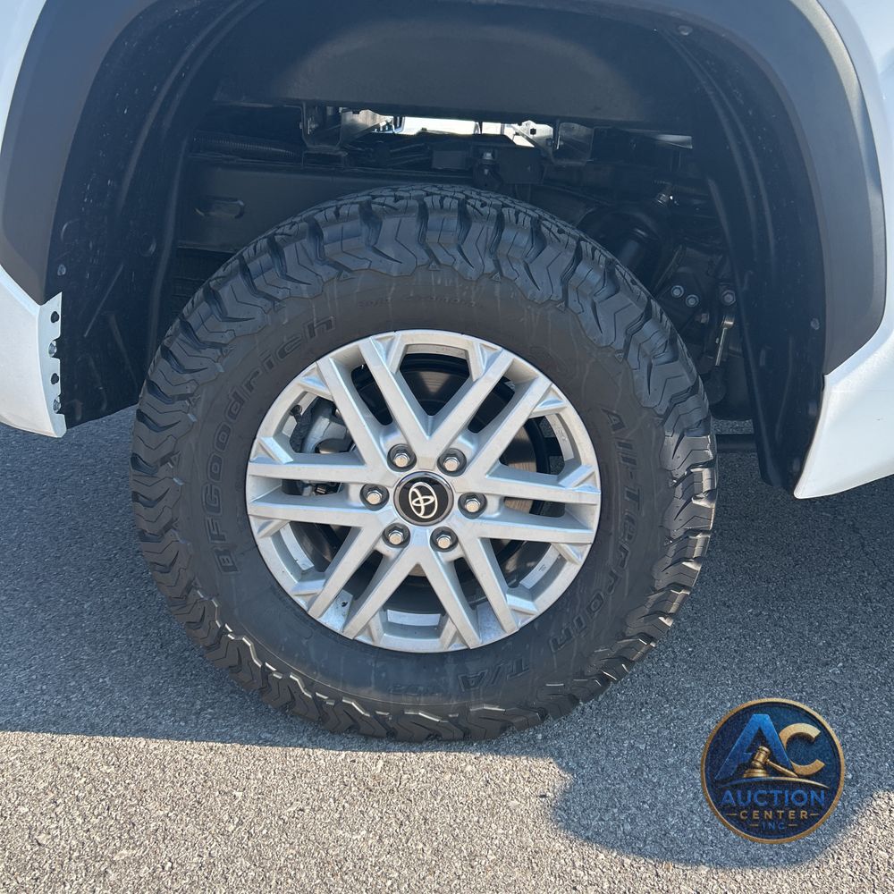2025 Toyota Tundra SR5