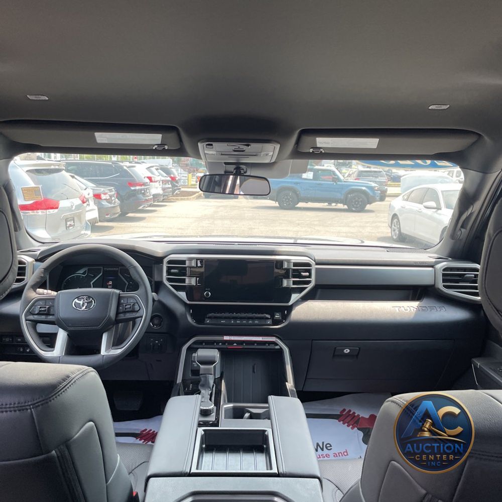 2025 Toyota Tundra SR5