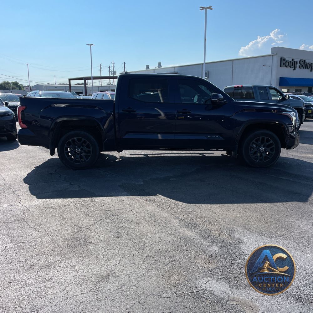 2024 Toyota Tundra Platinum
