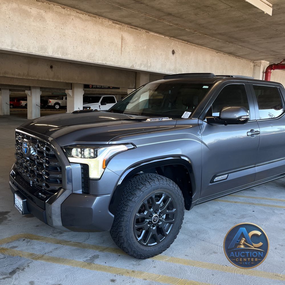 2024 Toyota Tundra Platinum HV