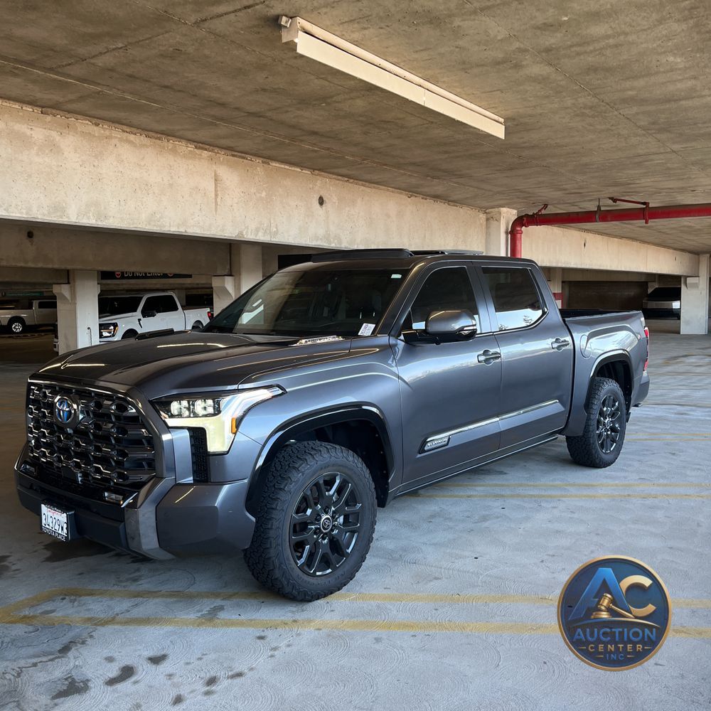 2024 Toyota Tundra Platinum HV