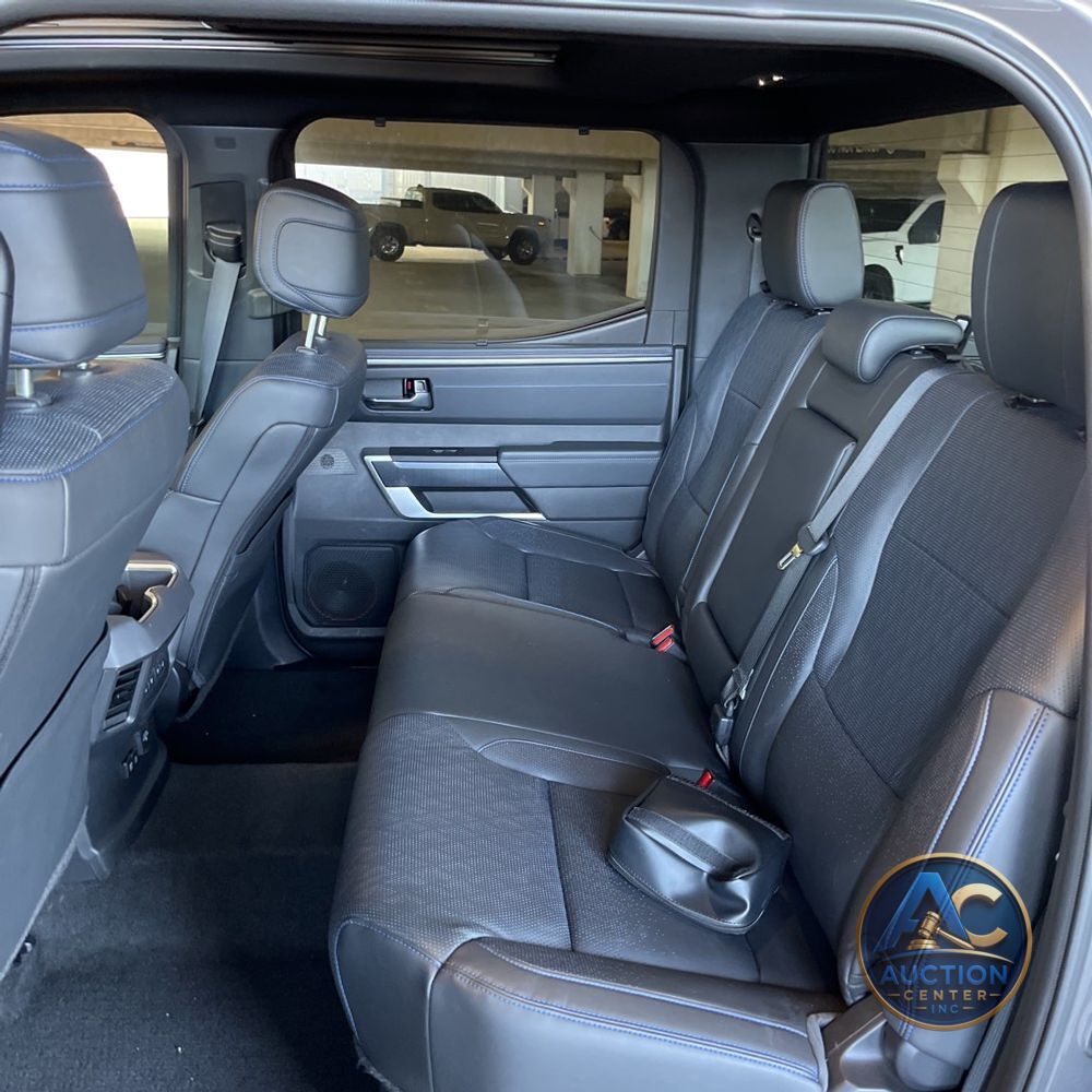 2024 Toyota Tundra Platinum HV