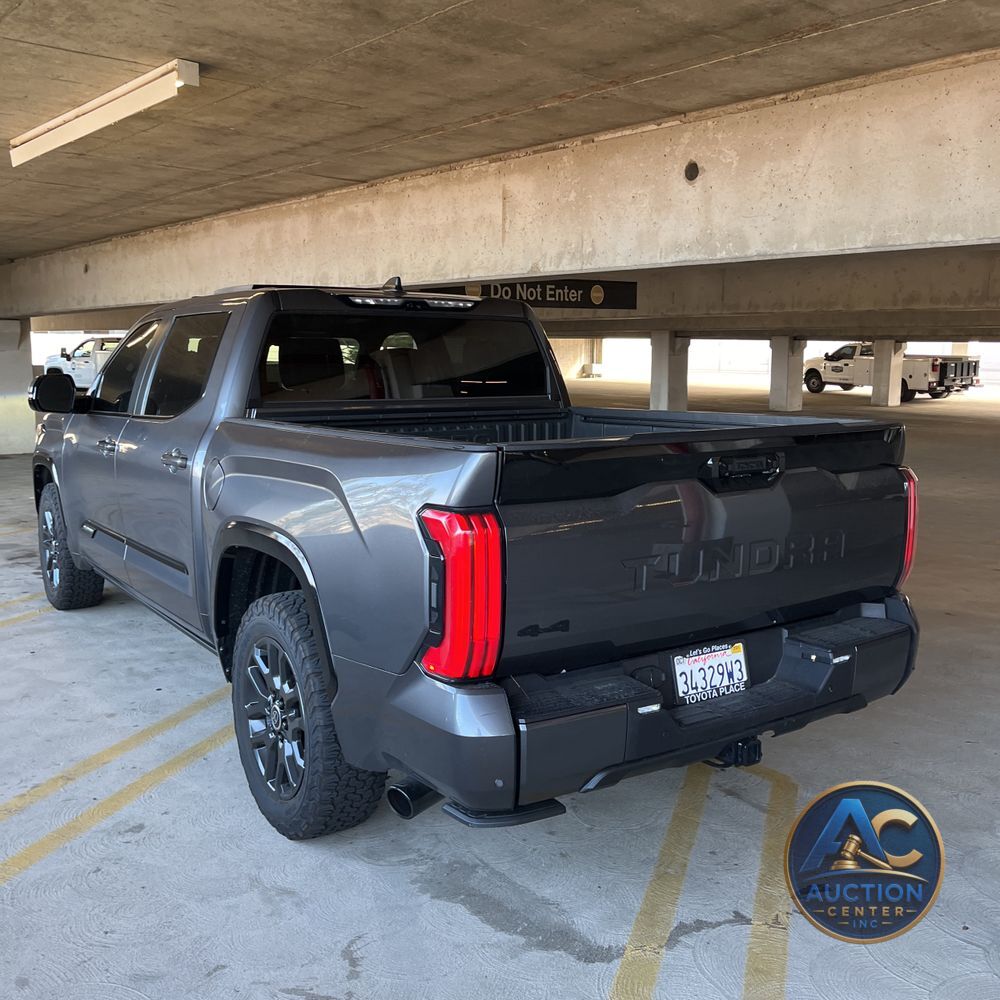 2024 Toyota Tundra Platinum HV