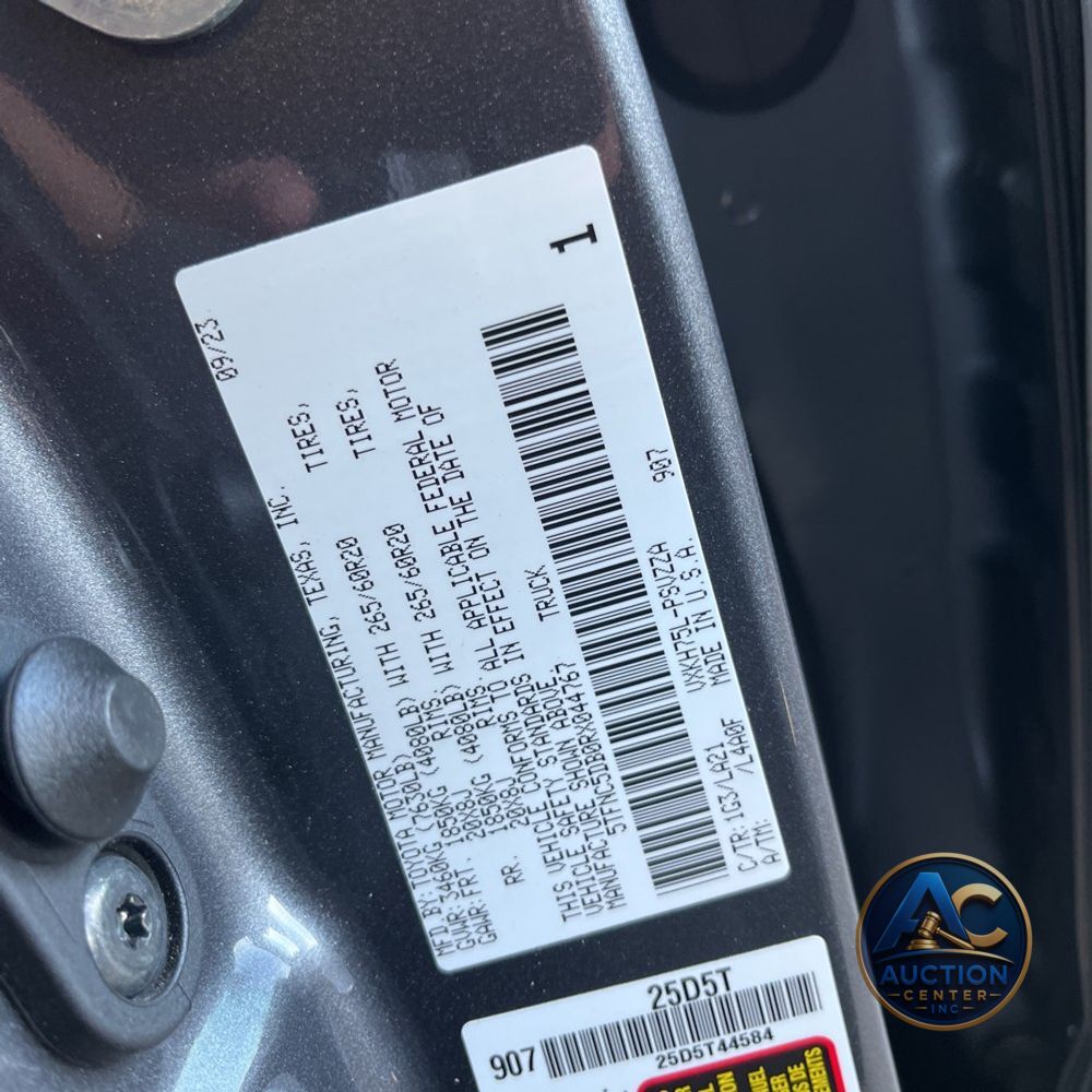 2024 Toyota Tundra Platinum HV