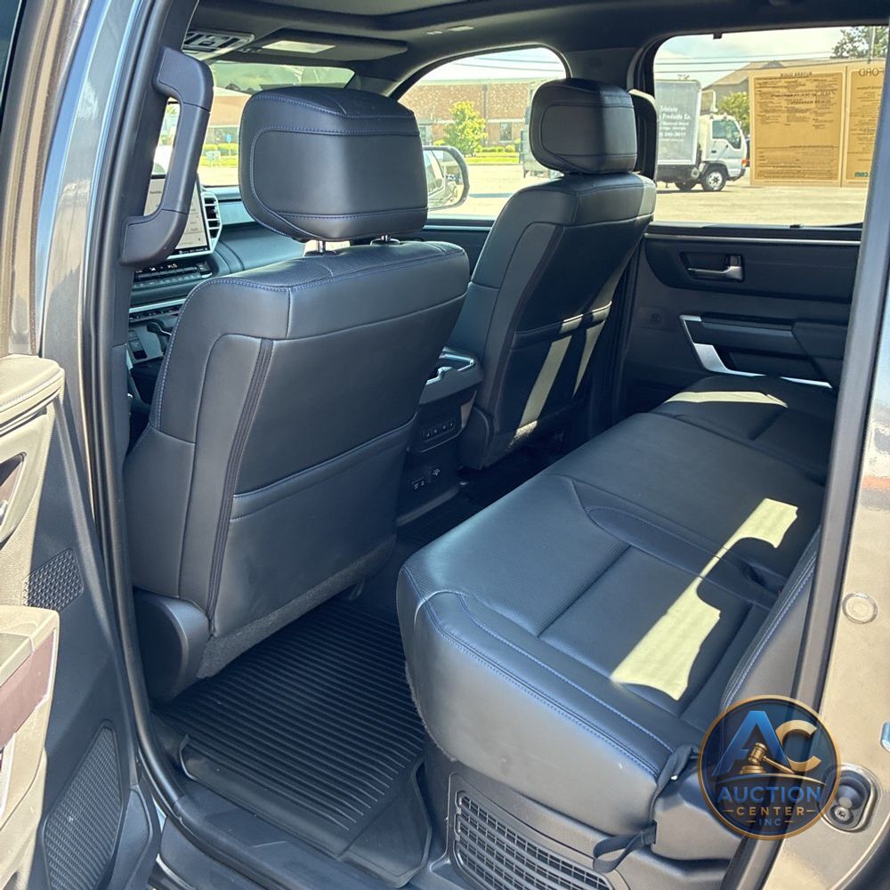 2022 Toyota Tundra Platinum HV