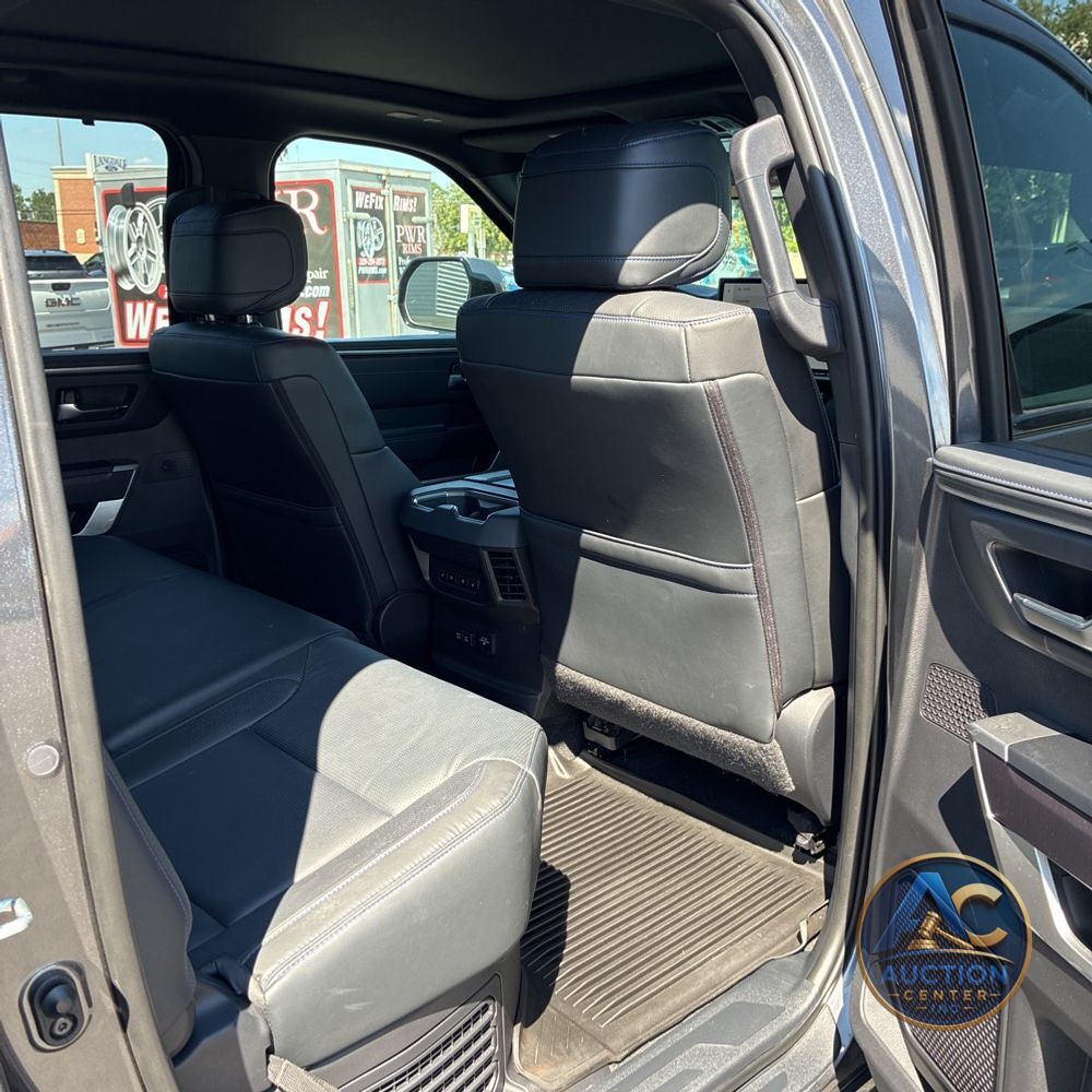 2022 Toyota Tundra Platinum HV