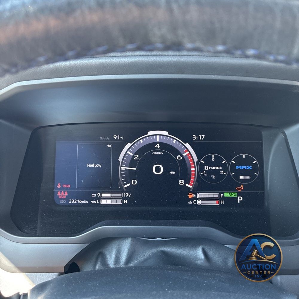 2022 Toyota Tundra Platinum HV