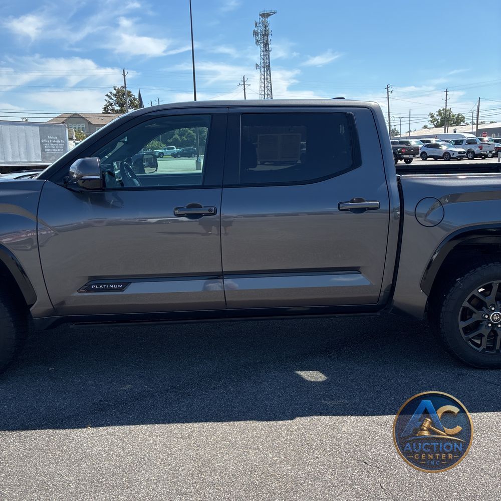 2022 Toyota Tundra Platinum HV