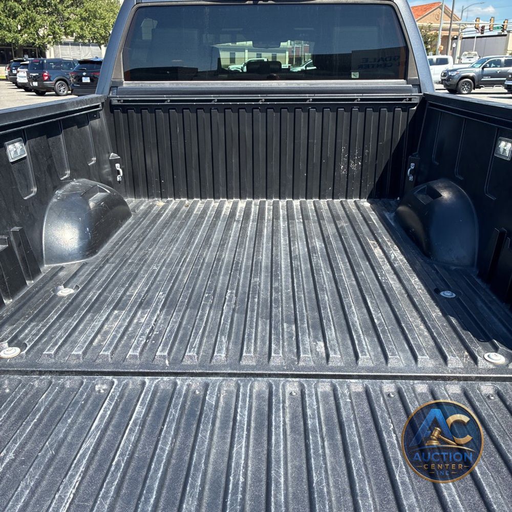 2022 Toyota Tundra Platinum HV
