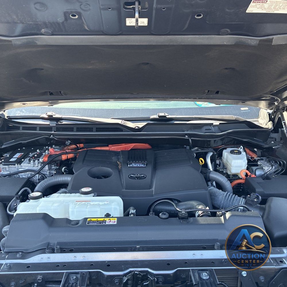 2022 Toyota Tundra Platinum HV