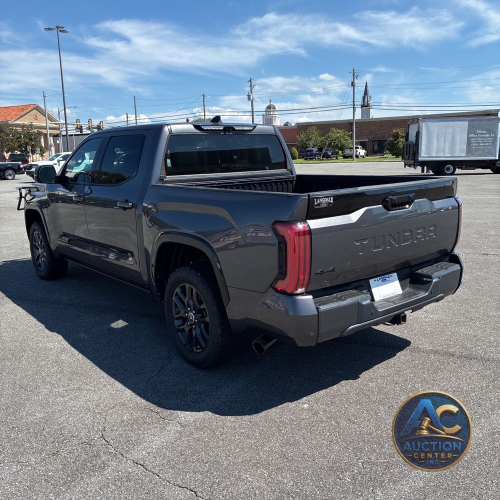 2022 Toyota Tundra Platinum HV