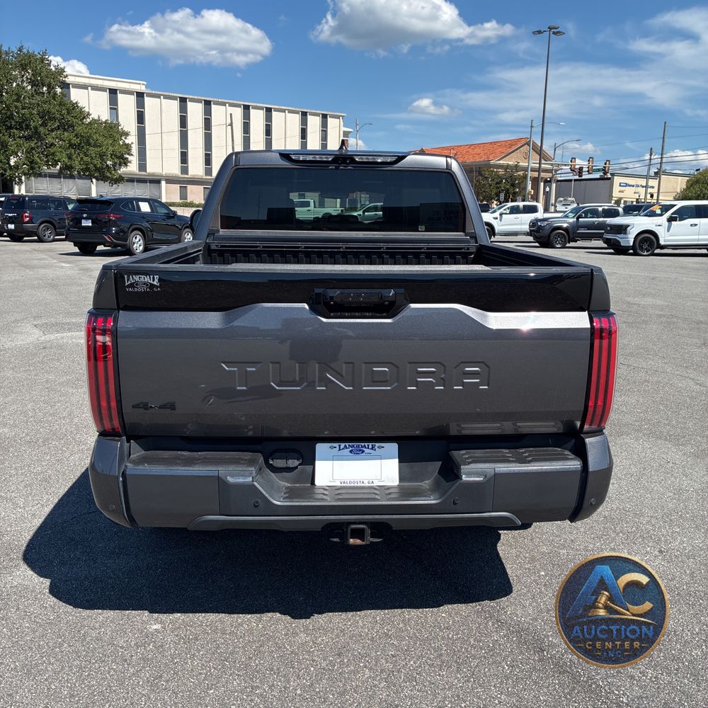 2022 Toyota Tundra Platinum HV