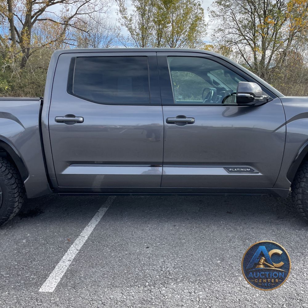 2023 Toyota Tundra Platinum HV