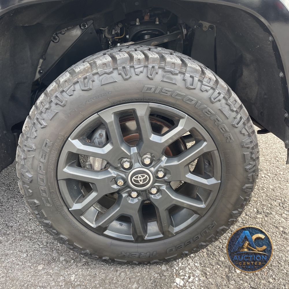 2023 Toyota Tundra Platinum HV