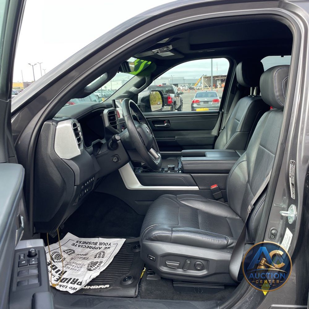 2023 Toyota Tundra Platinum HV