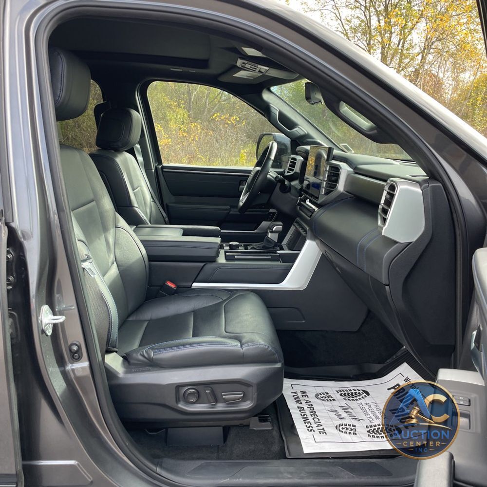 2023 Toyota Tundra Platinum HV