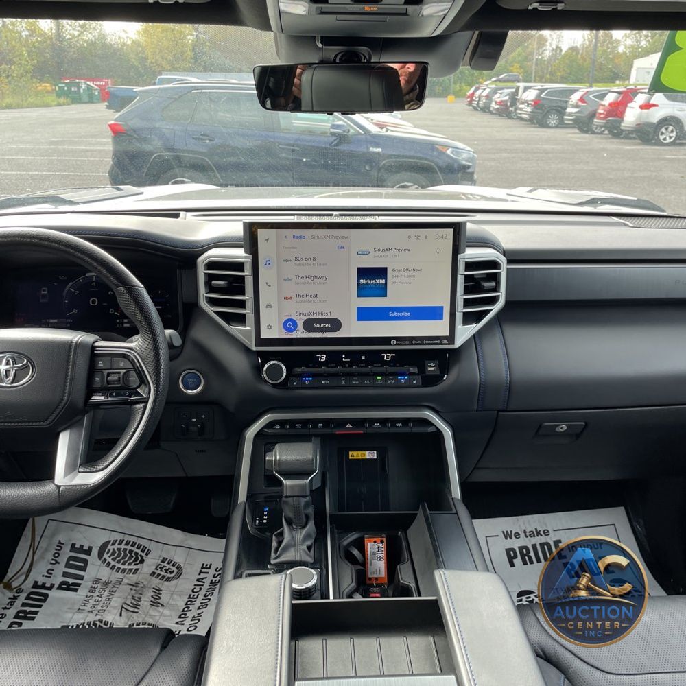 2023 Toyota Tundra Platinum HV