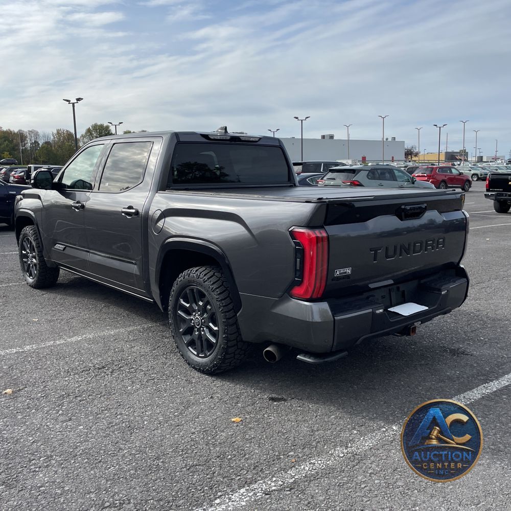 2023 Toyota Tundra Platinum HV