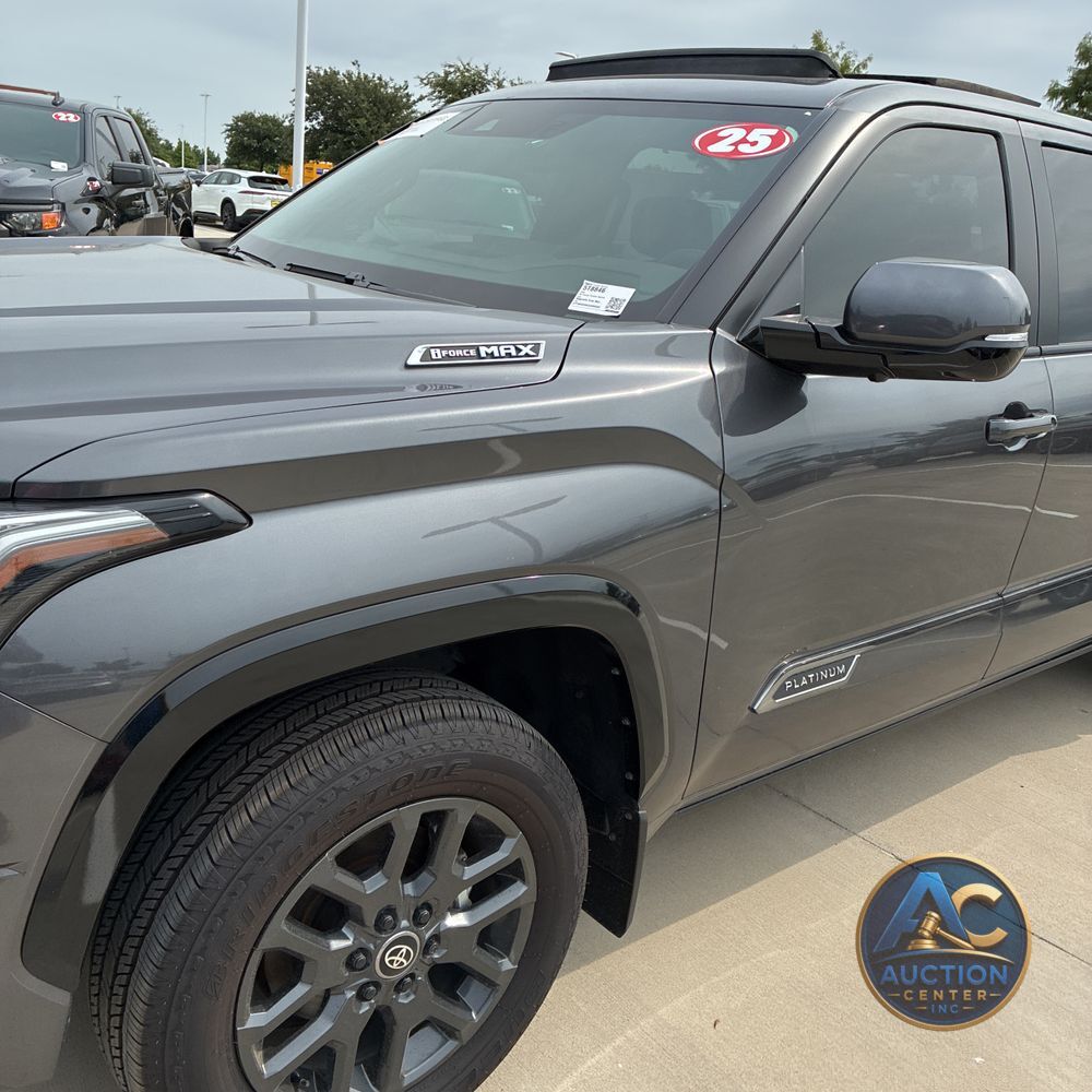 2025 Toyota Tundra Platinum HV