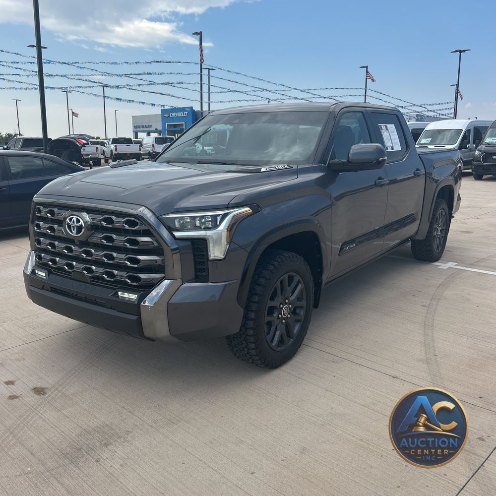 2023 Toyota Tundra Platinum HV