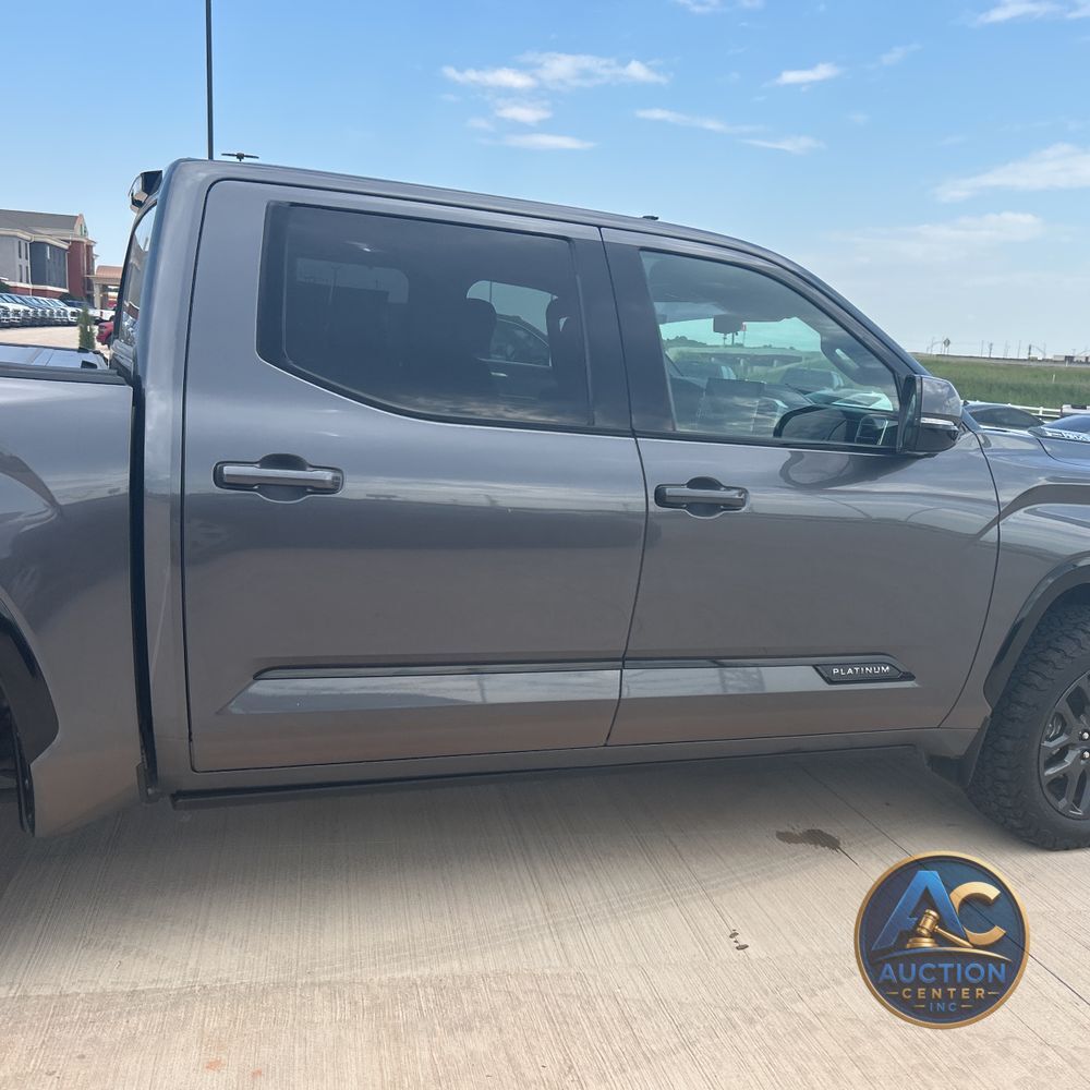2023 Toyota Tundra Platinum HV