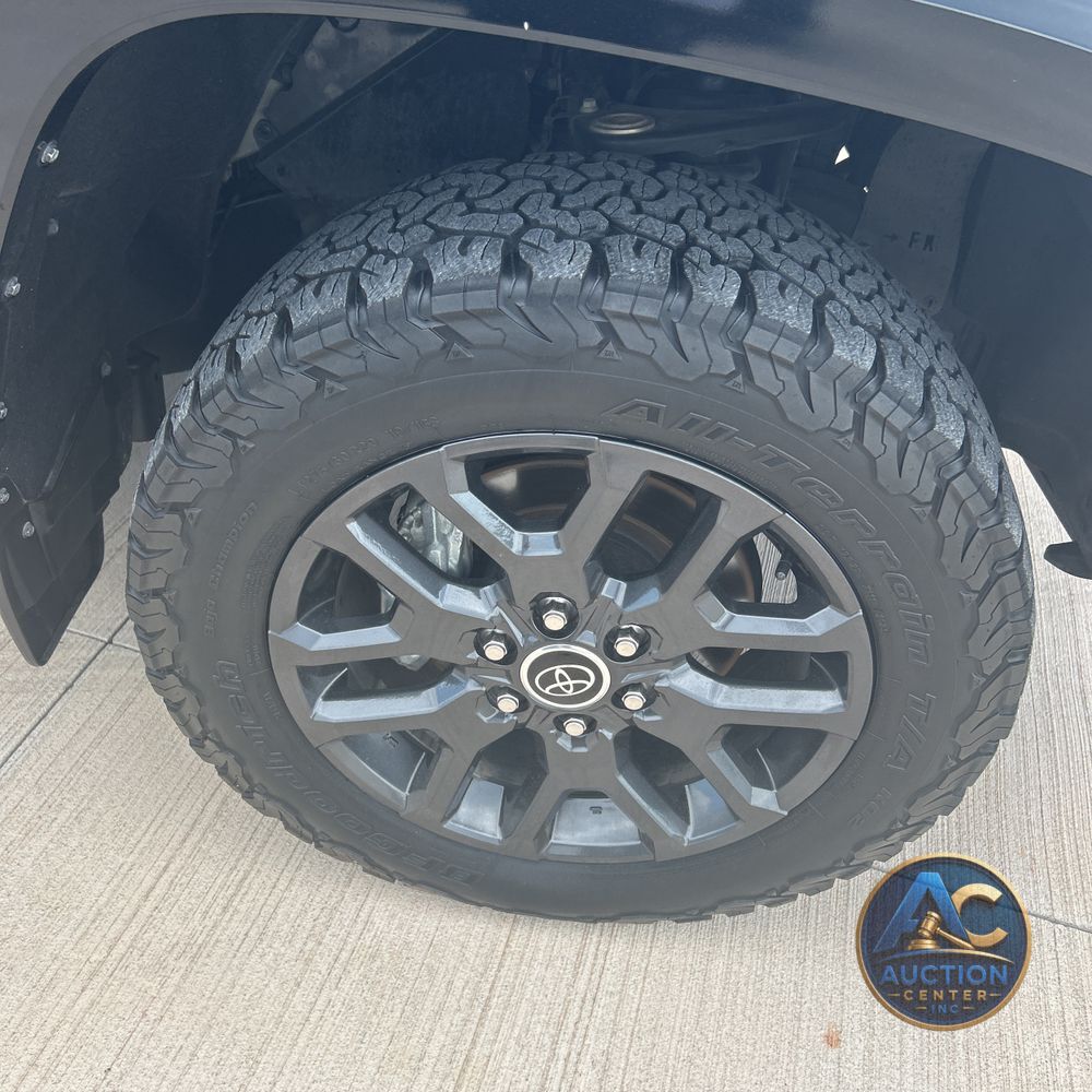2023 Toyota Tundra Platinum HV