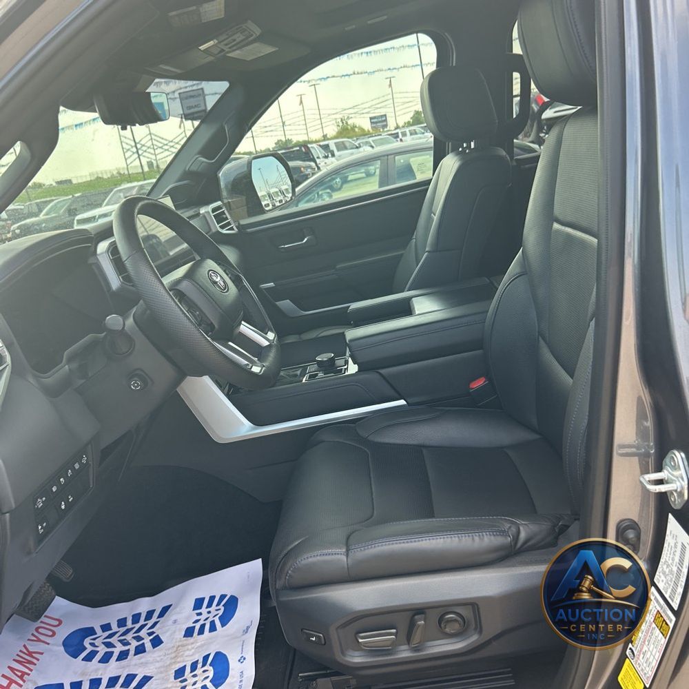 2023 Toyota Tundra Platinum HV