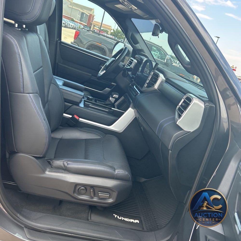 2023 Toyota Tundra Platinum HV