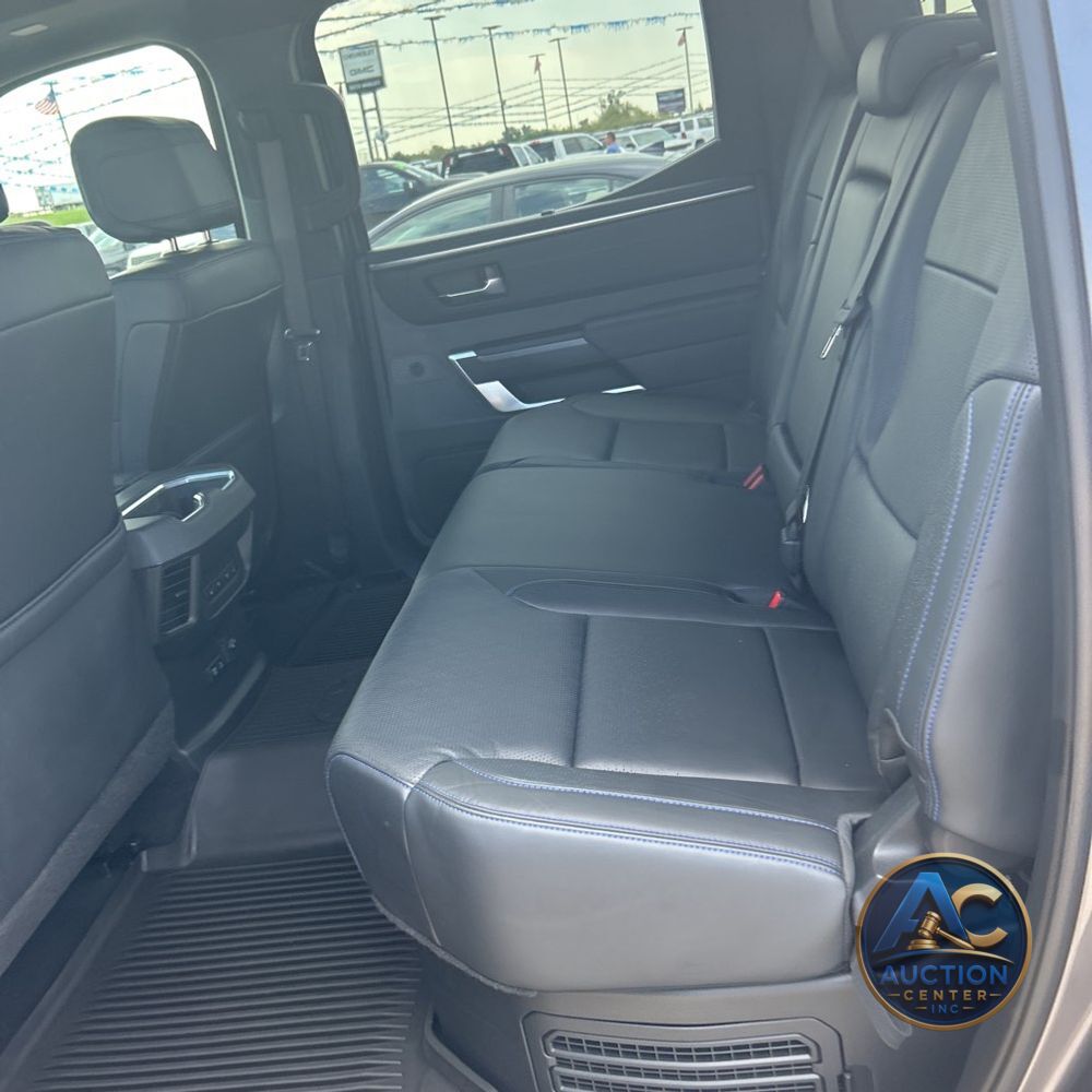 2023 Toyota Tundra Platinum HV
