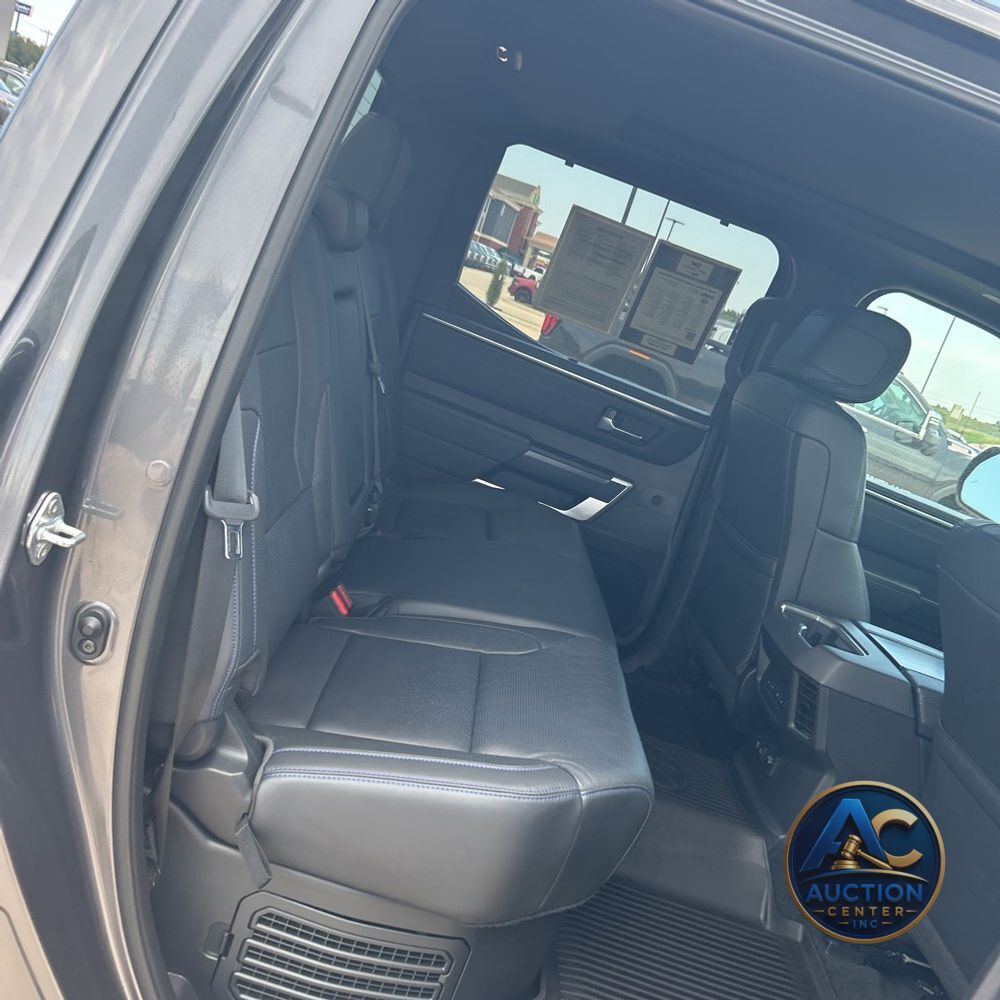 2023 Toyota Tundra Platinum HV