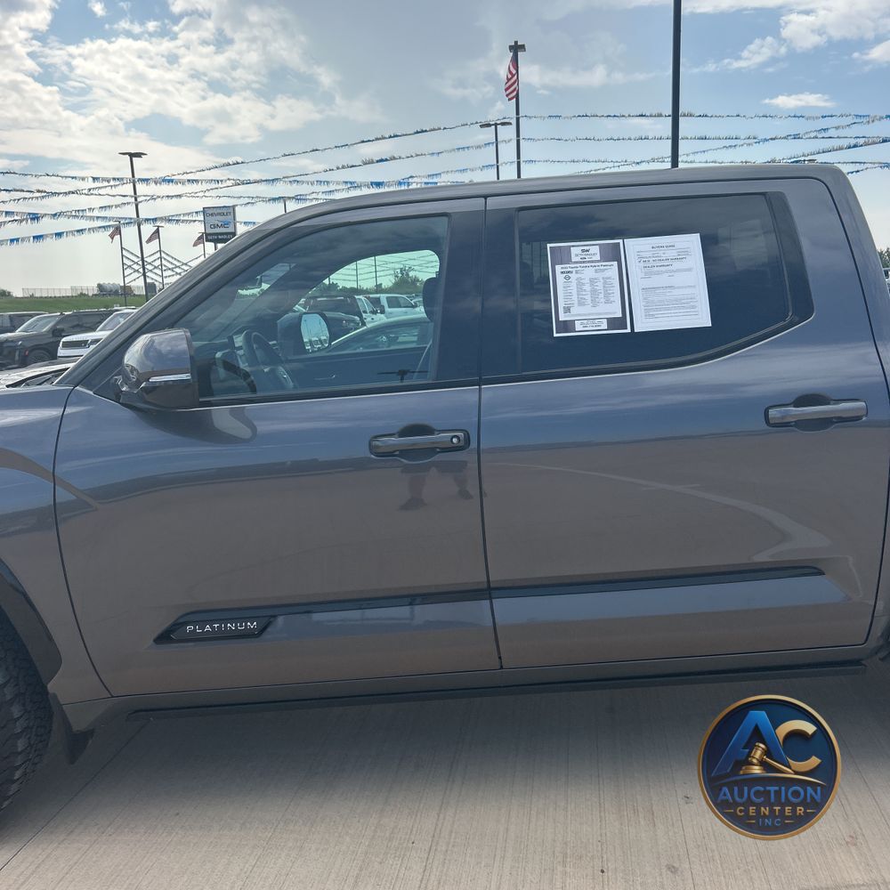 2023 Toyota Tundra Platinum HV