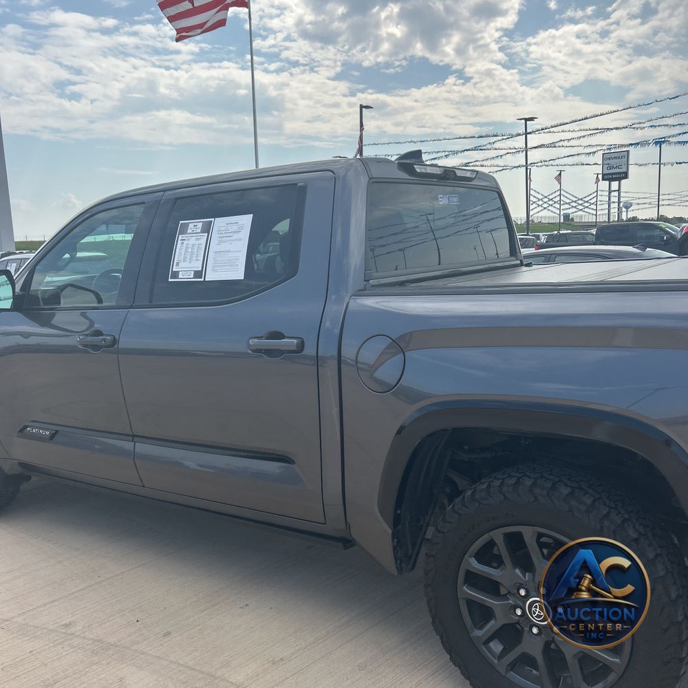 2023 Toyota Tundra Platinum HV