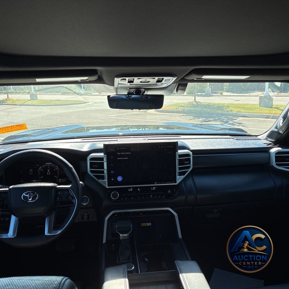 2023 Toyota Tundra Platinum HV