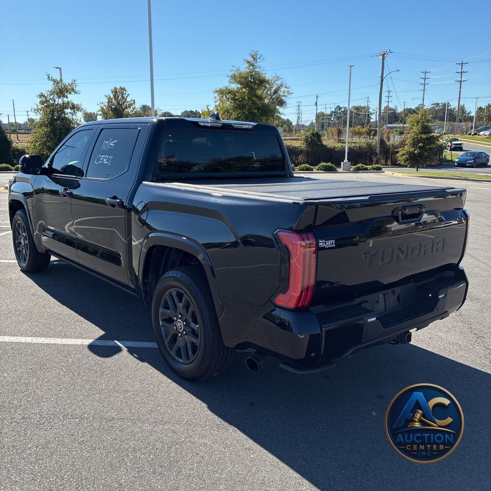 2023 Toyota Tundra Platinum HV
