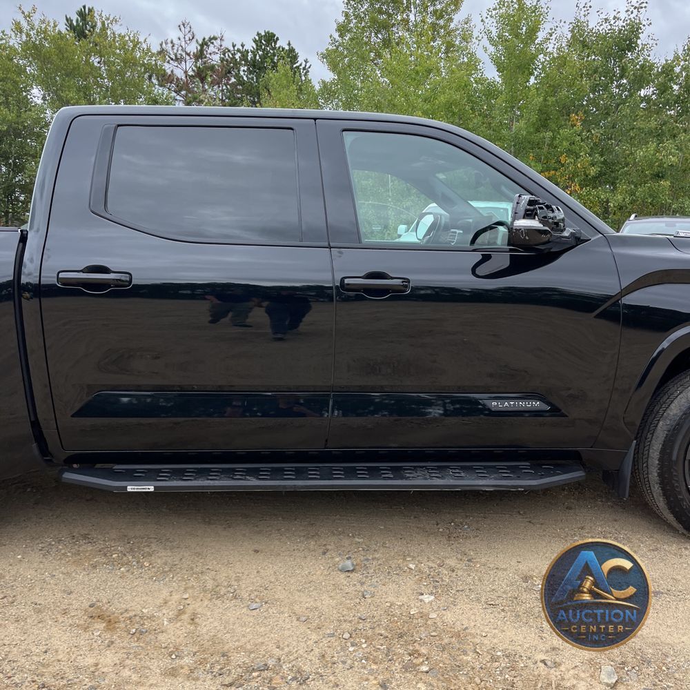 2023 Toyota Tundra Platinum HV