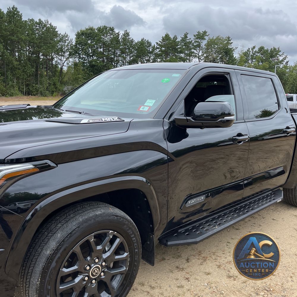 2023 Toyota Tundra Platinum HV
