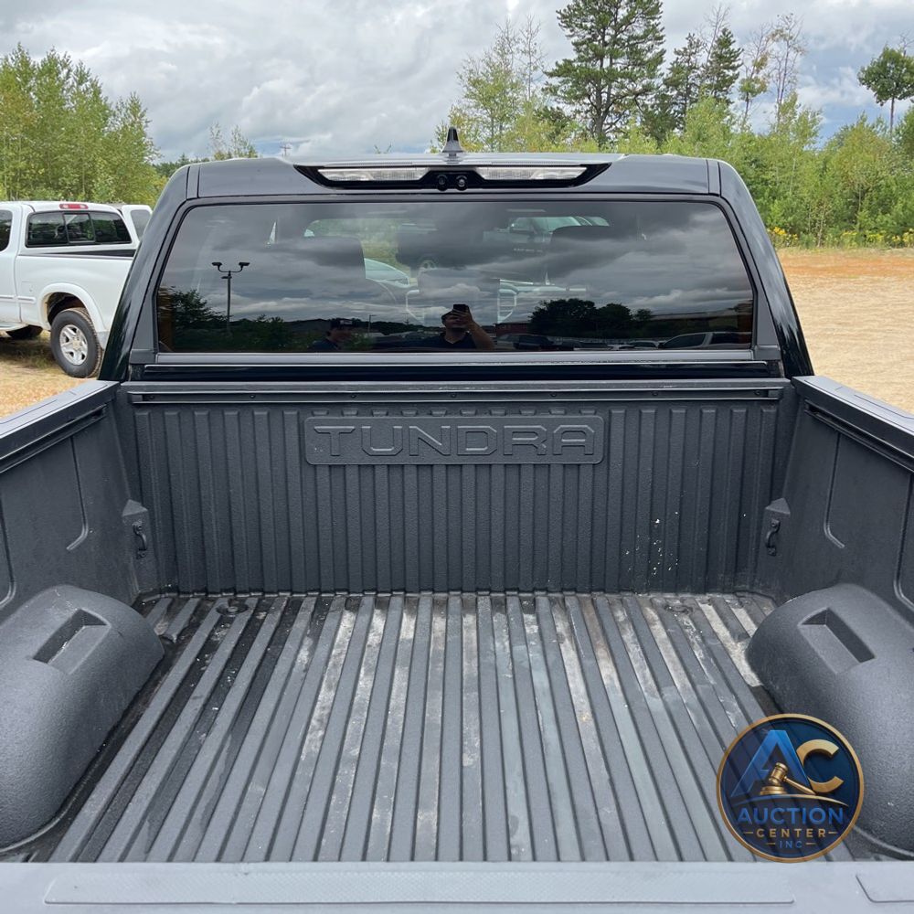 2023 Toyota Tundra Platinum HV