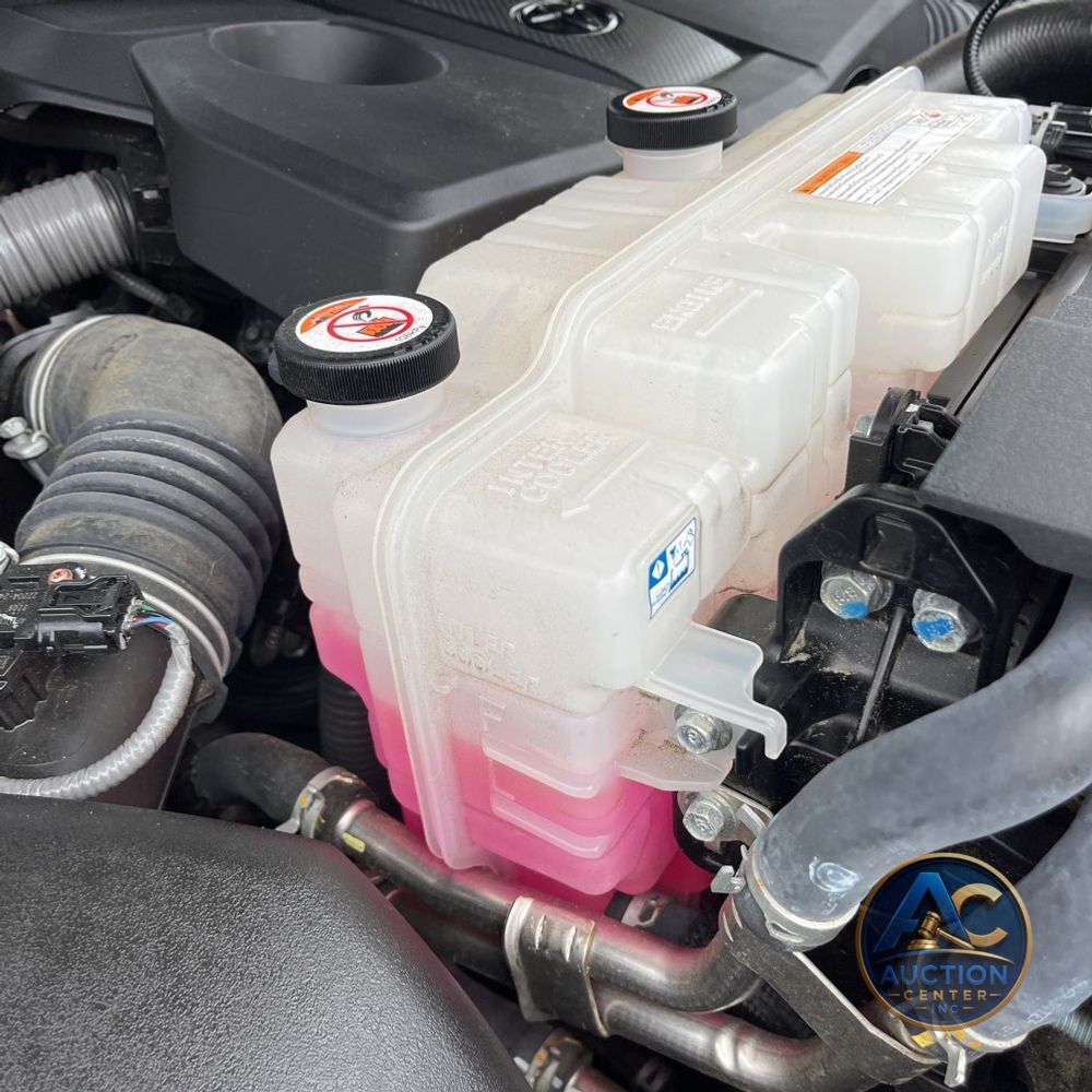 2023 Toyota Tundra Platinum HV