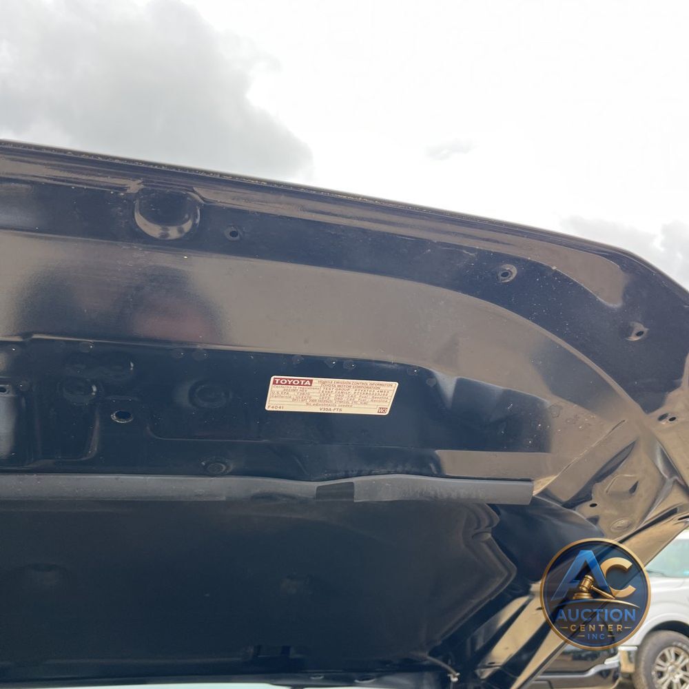 2023 Toyota Tundra Platinum HV