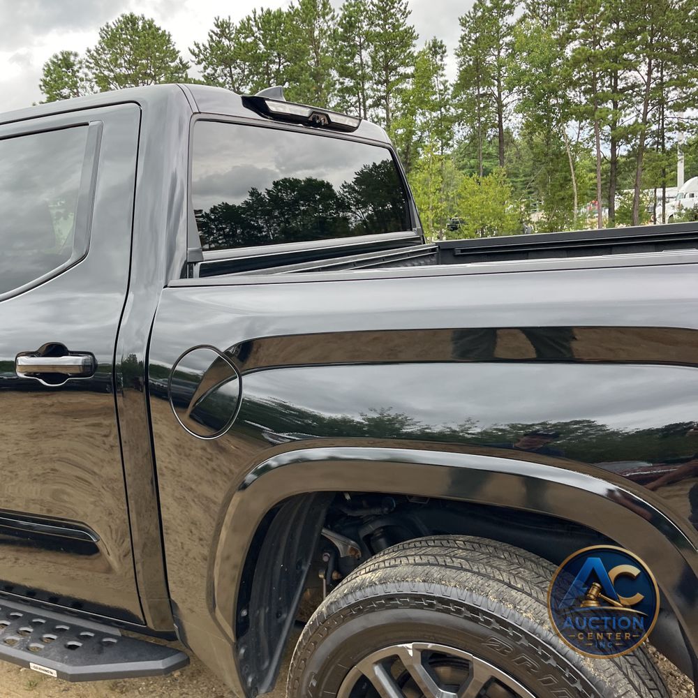 2023 Toyota Tundra Platinum HV