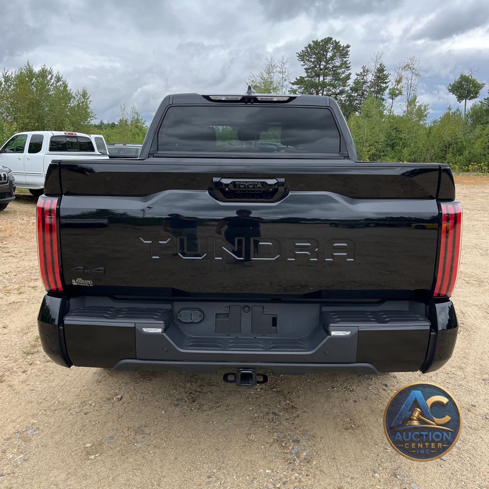 2023 Toyota Tundra Platinum HV