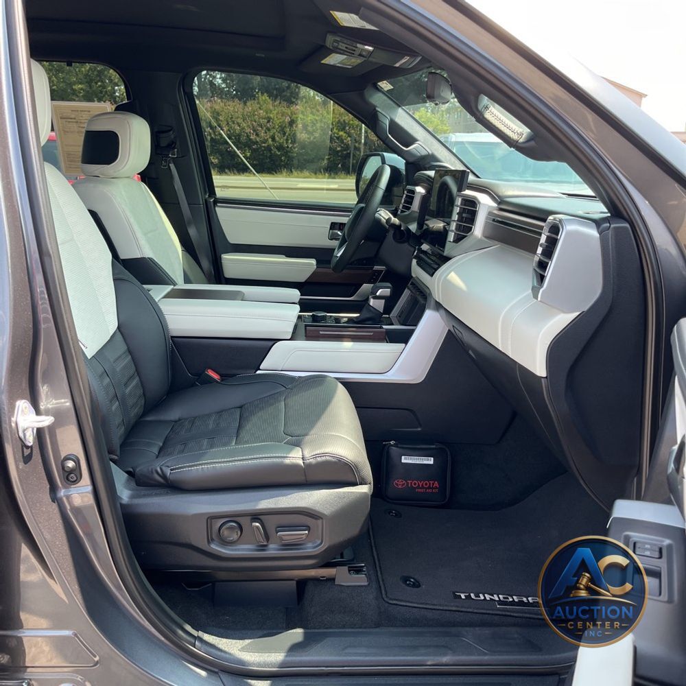 2024 Toyota Tundra Capstone HV