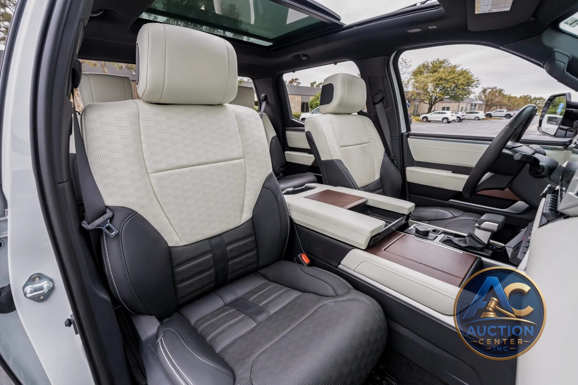 2023 Toyota Tundra Hybrid Capstone
