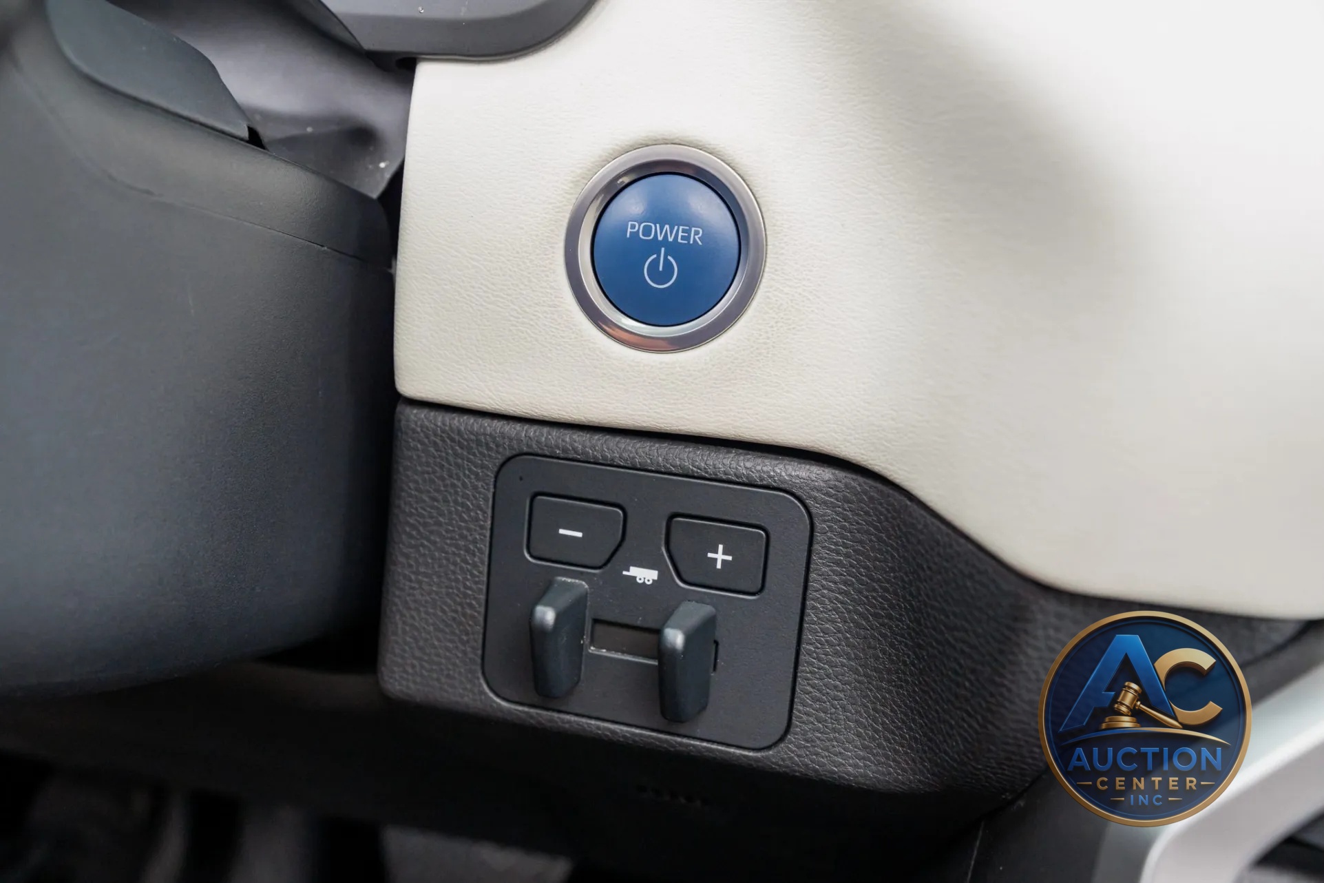 2023 Toyota Tundra Hybrid Capstone