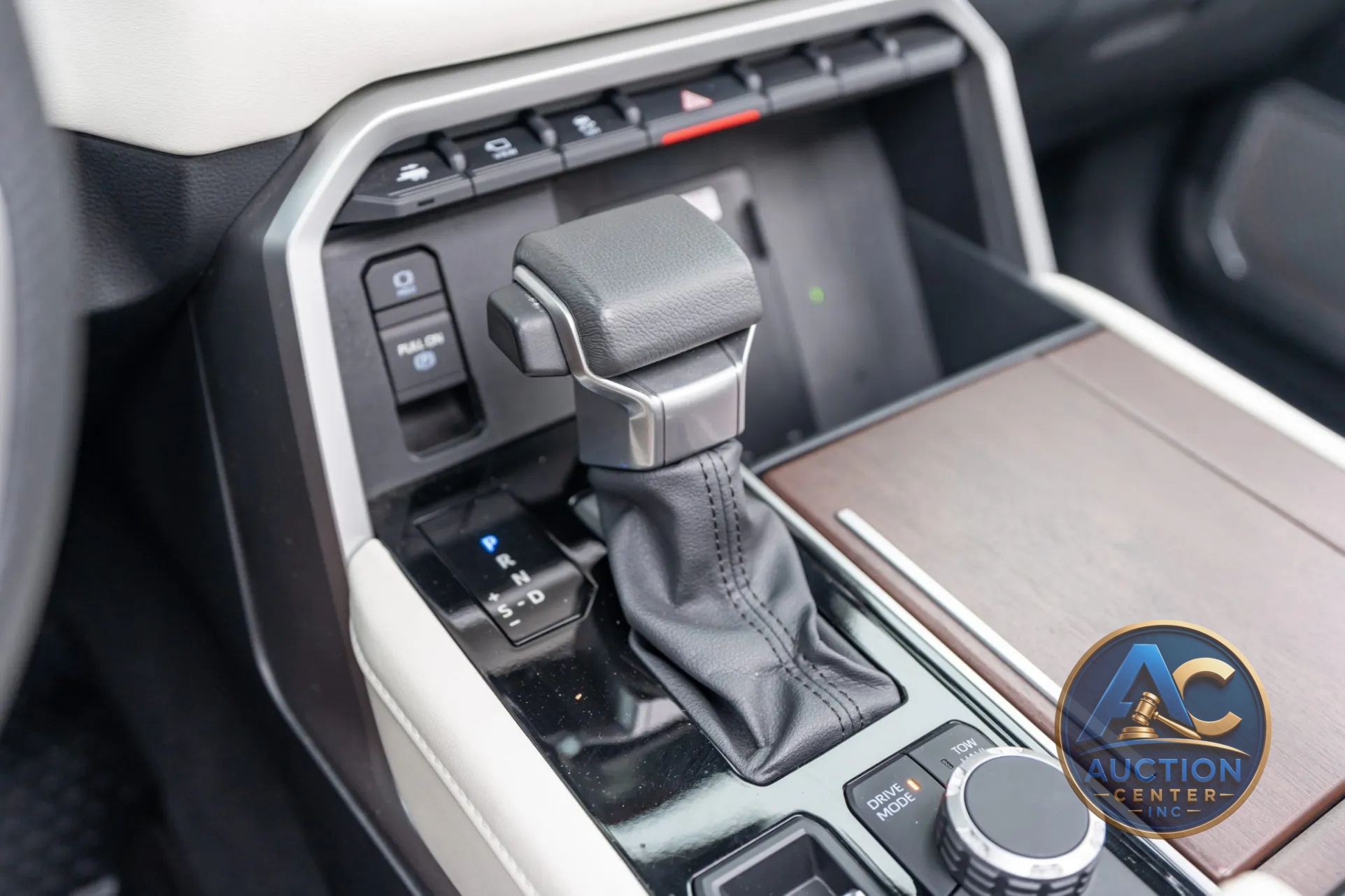 2023 Toyota Tundra Hybrid Capstone