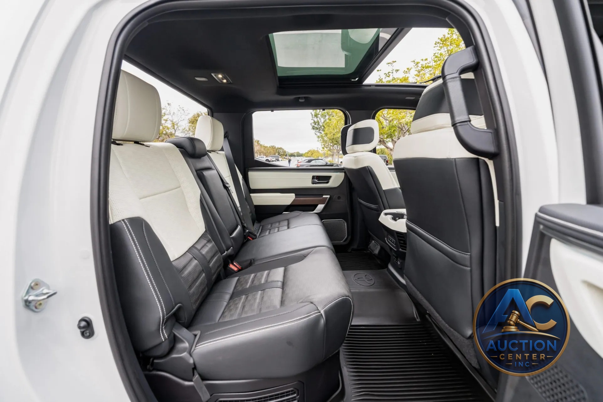 2023 Toyota Tundra Hybrid Capstone