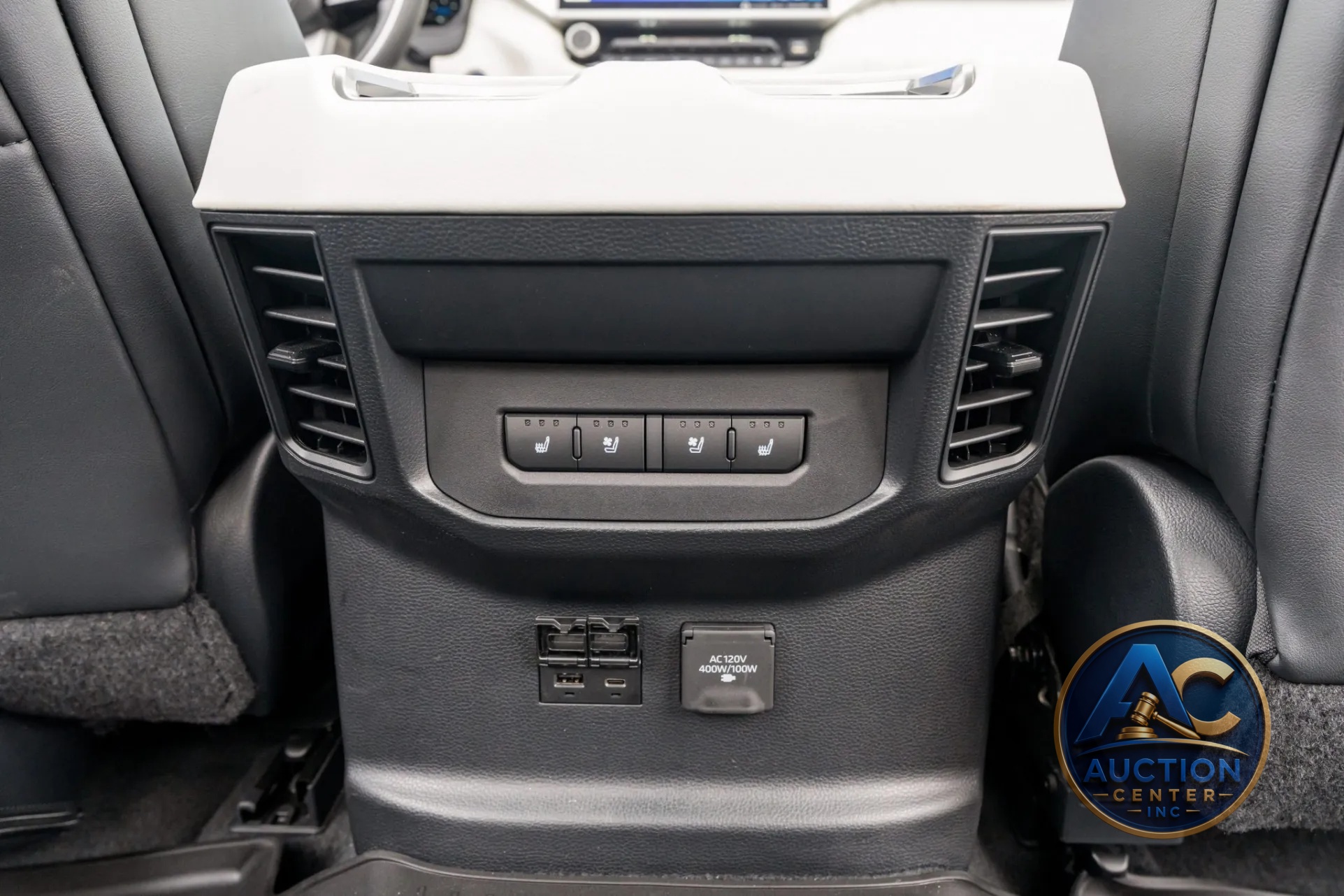 2023 Toyota Tundra Hybrid Capstone