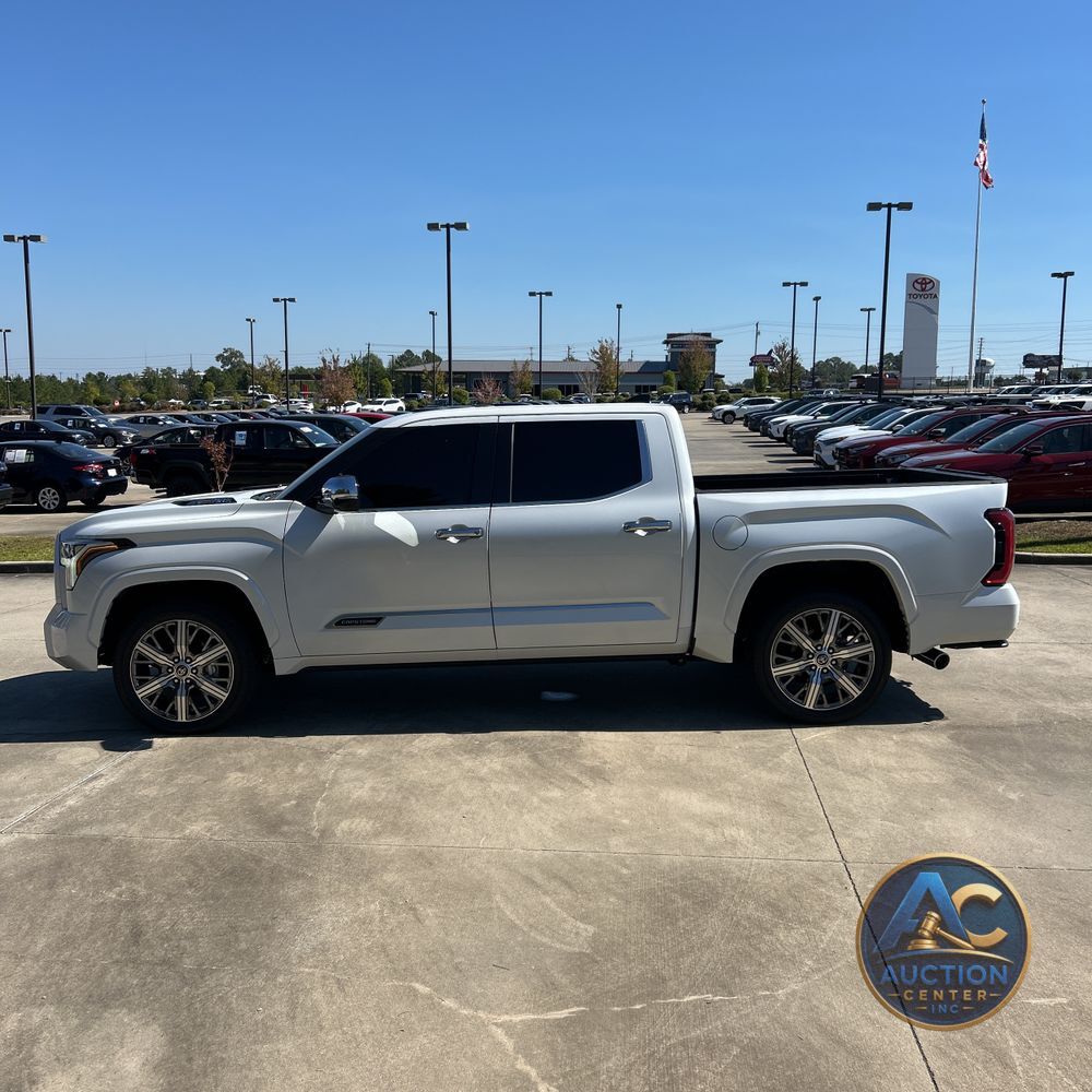 2023 Toyota Tundra Capstone HV