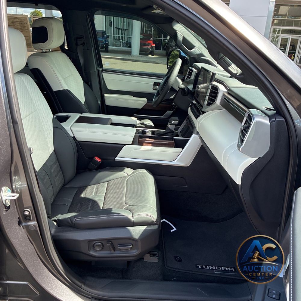 2024 Toyota Tundra Capstone HV