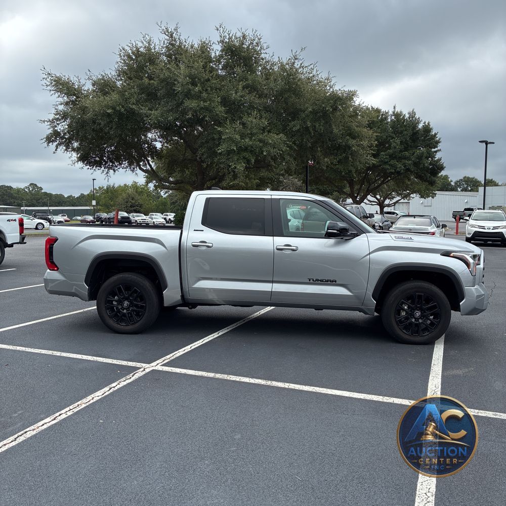 2025 Toyota Tundra Limited HV